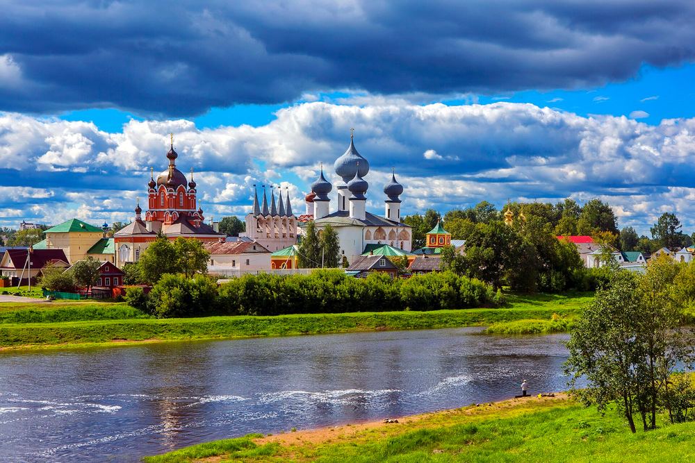 Город Тихвин